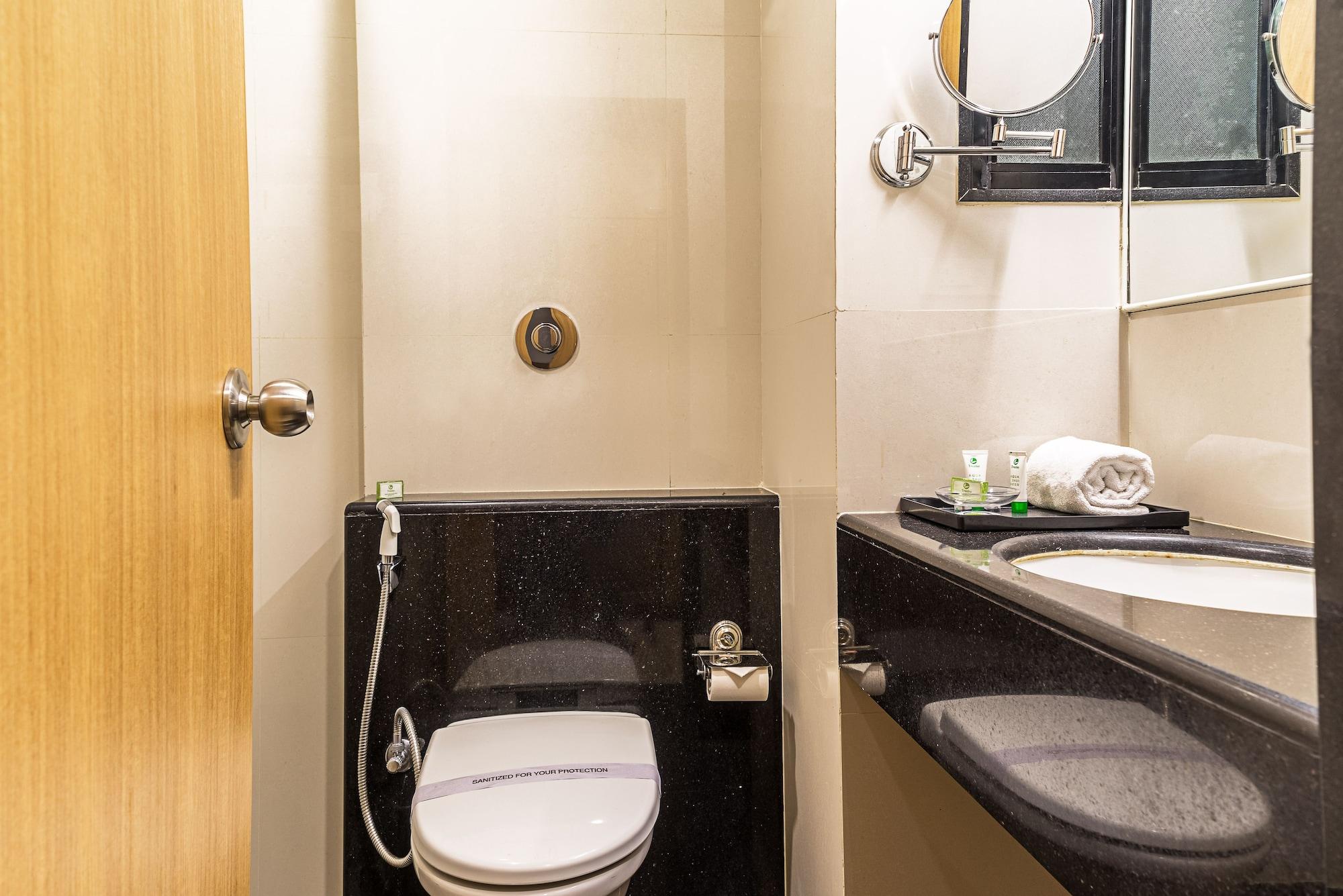 Treebo Premium Grand Emerald Pimpri-Chinchwad Exteriér fotografie