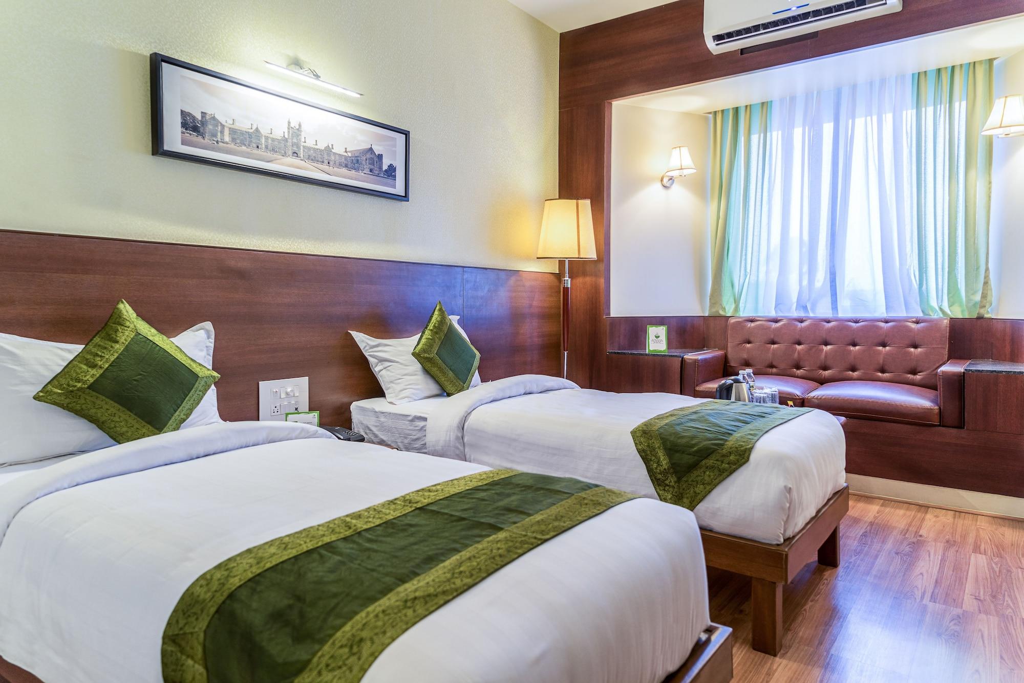 Treebo Premium Grand Emerald Pimpri-Chinchwad Exteriér fotografie