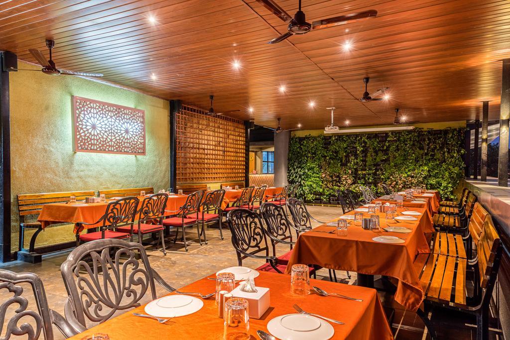 Treebo Premium Grand Emerald Pimpri-Chinchwad Exteriér fotografie