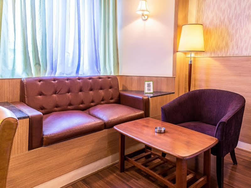 Treebo Premium Grand Emerald Pimpri-Chinchwad Exteriér fotografie
