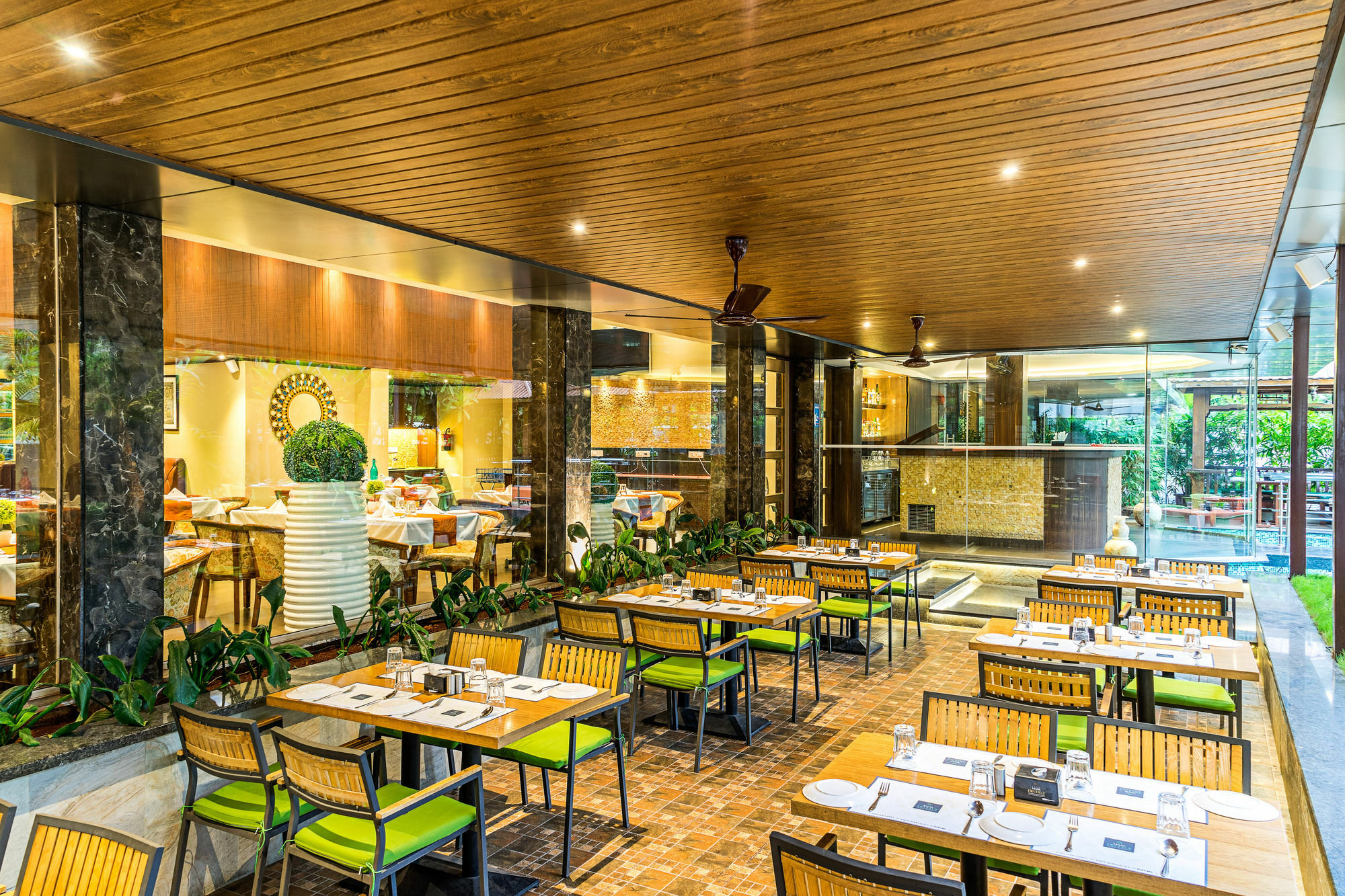 Treebo Premium Grand Emerald Pimpri-Chinchwad Exteriér fotografie