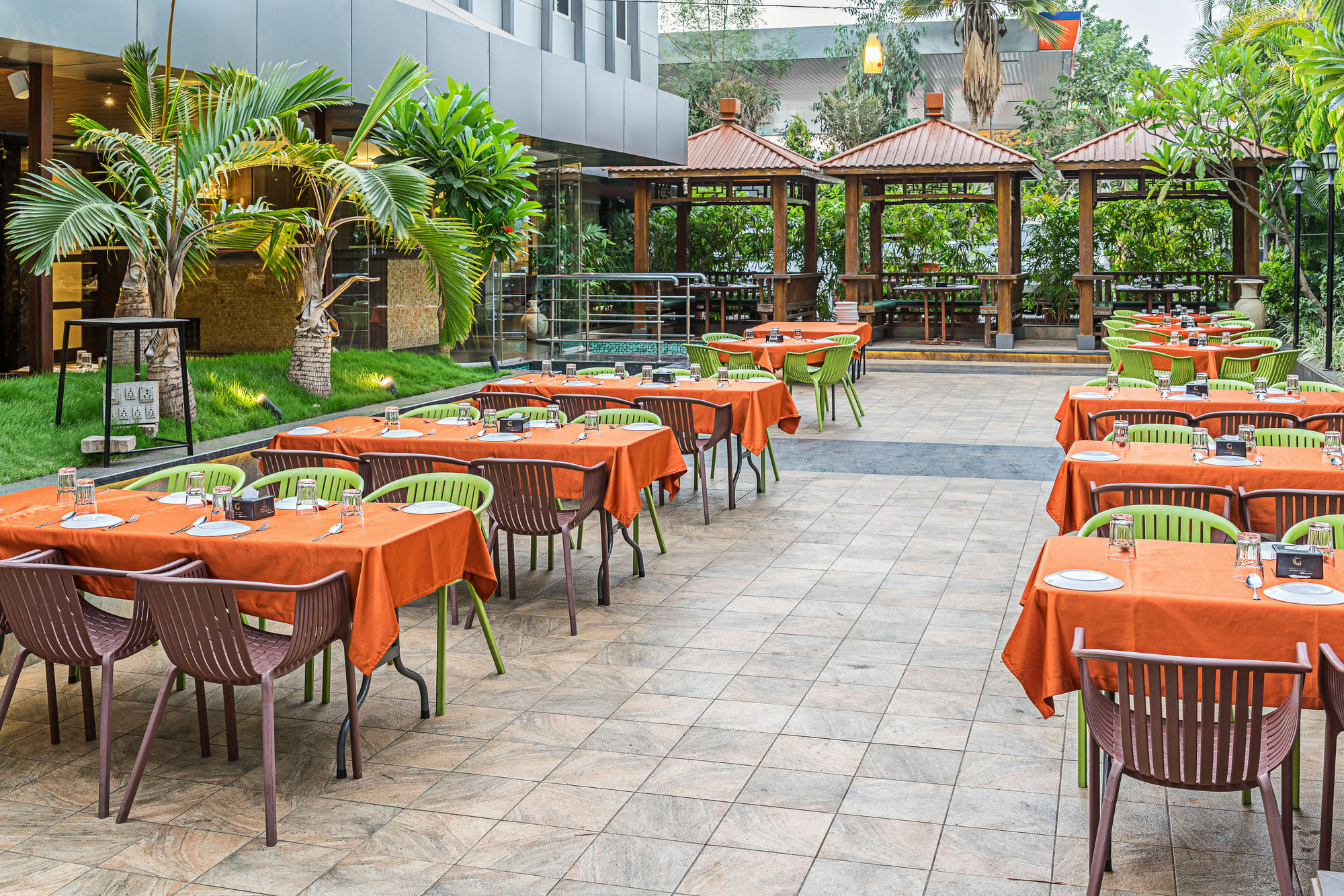 Treebo Premium Grand Emerald Pimpri-Chinchwad Exteriér fotografie